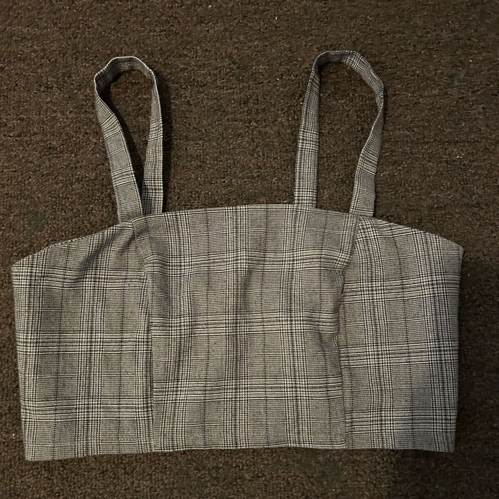 forever 21 Gray black and white Plaid stripped Women's crop top
